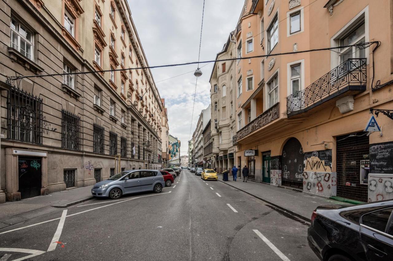 Sunshine Sprint Luxury Apartment Budapest Exterior photo